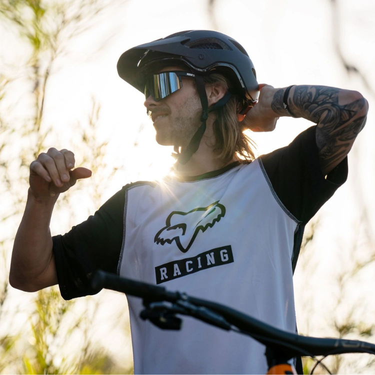 RIDING GEAR