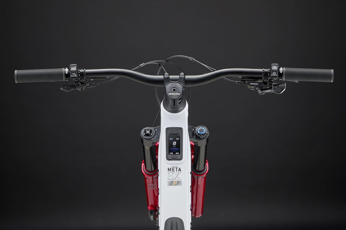COMMENCAL META POWER SX AVINOX ROCKSHOX PURE WHITE 2027