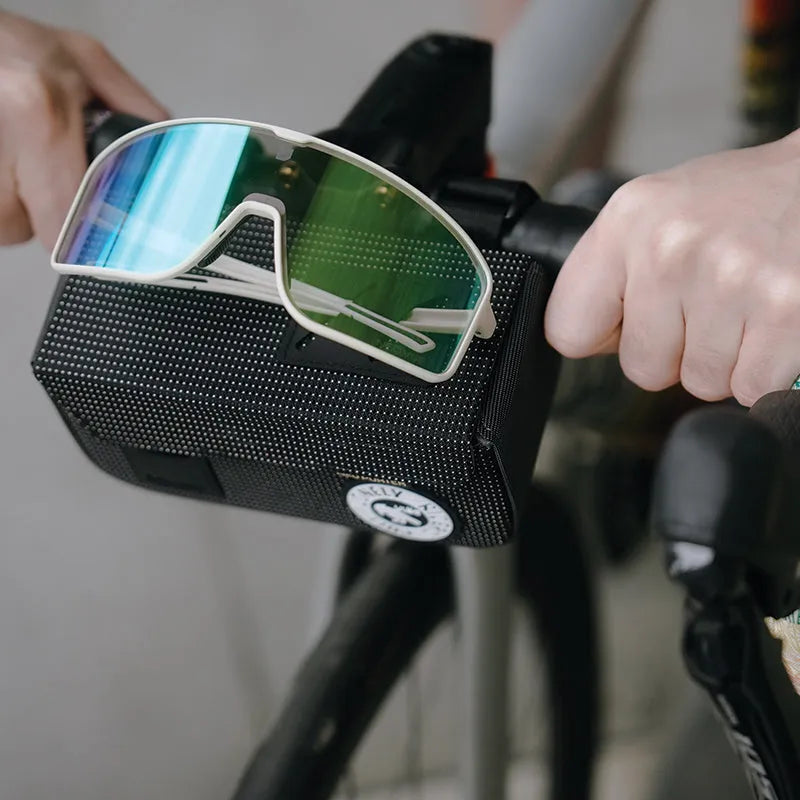 ULAC Neo Vue OTAKU Off White / Boost Blue Photochromic